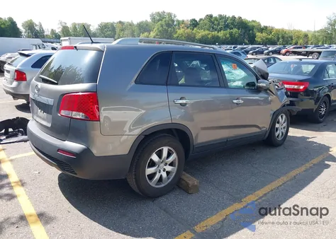 2011 Kia Sorento Lx from USA, damaged, VIN 5XYKTCA11BG140760